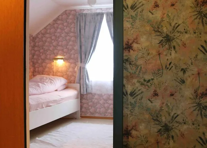 Cozy Older House In The Middle Of Lofoten *