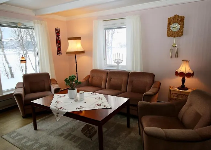 Cozy Older House In The Middle Of Lofoten 度假居