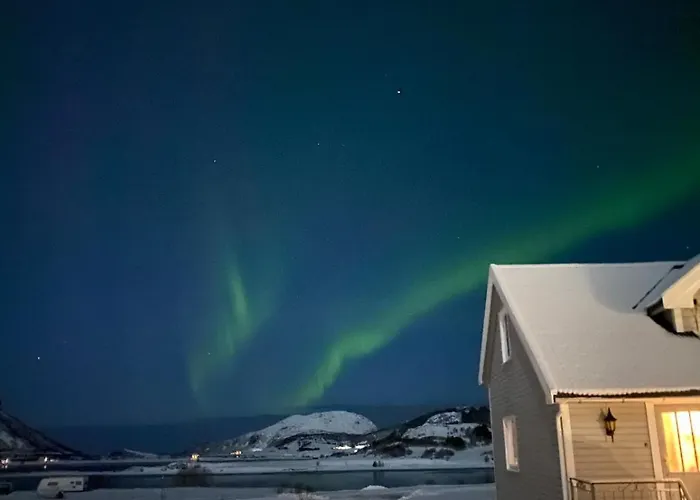 度假居 Cozy Older House In The Middle Of Lofoten *